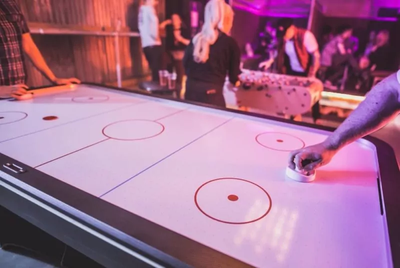 Air Hockey